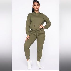 Fashionova Step Your Game Up Distressed Lounge Set. FULL SET